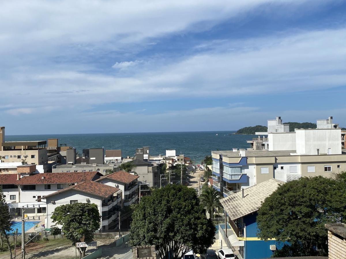 Apto Vista Mar -250Mts Da Praia Bombinhas Exterior photo